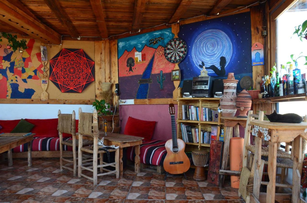 Tayought Surf Hostel Тагазут Екстериор снимка