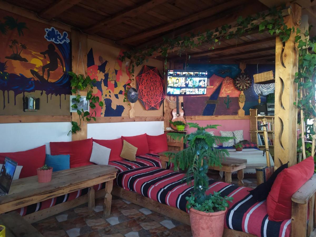 Tayought Surf Hostel Тагазут Екстериор снимка